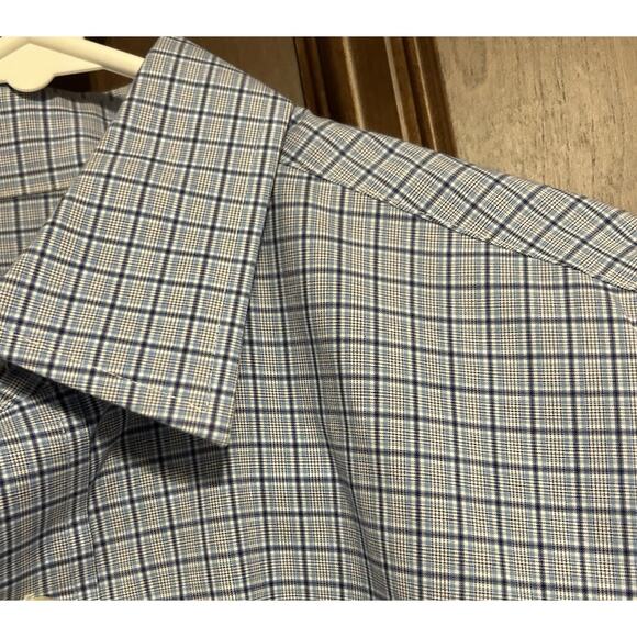 JOS A BANK Men’s Long Sleeve Medium Blue Plaid Shirt Traveler - Picture 3 of 5